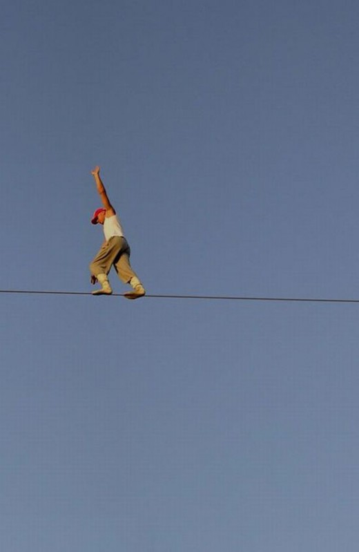 Astonishing Photos Demonstrating Art of Balance