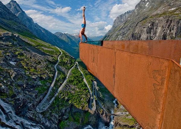 Astonishing Photos Demonstrating Art of Balance