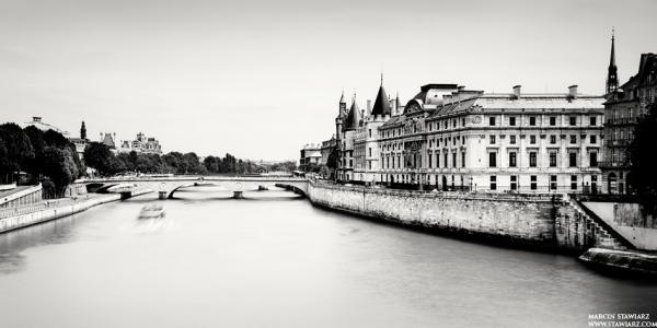 Black and White Cityscapes by Marcin Stawiarz