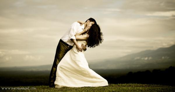Dmitri Markine' Photography on Wedding Day