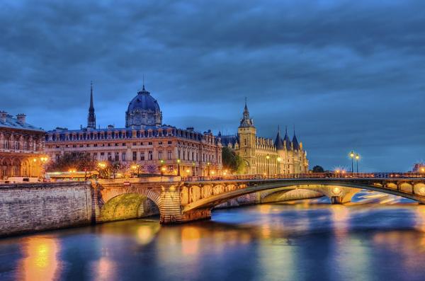 Stunning Cityscapes by Jim Boud
