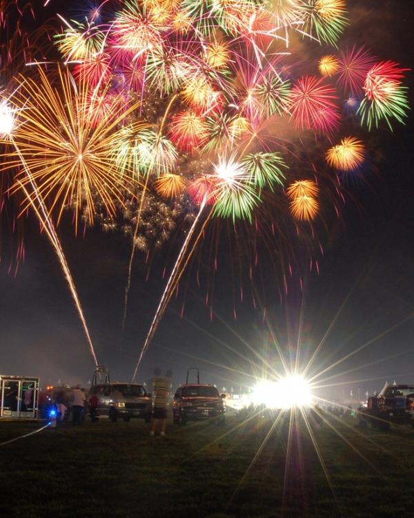 40 Spectacular Fireworks Photography