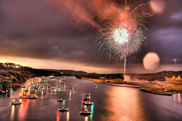 40 Spectacular Fireworks Photography