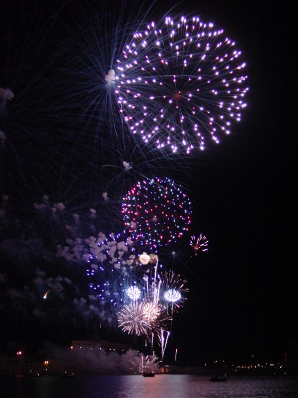 40 Spectacular Fireworks Photography