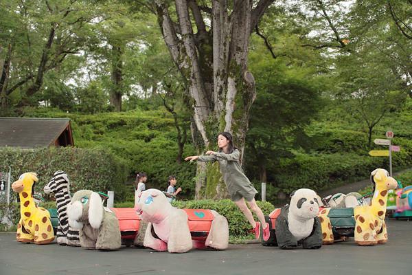 Jump Photography by Natsumi Hayashi