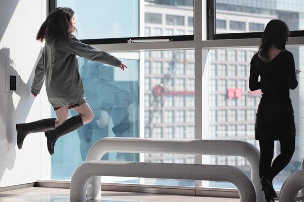 Jump Photography by Natsumi Hayashi