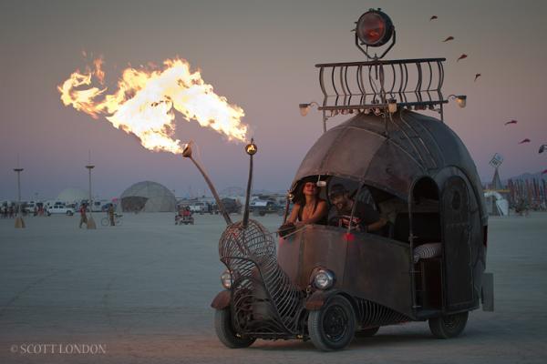 Burning Man : Photography by Scott London
