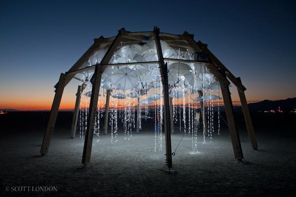 Burning Man : Photography by Scott London