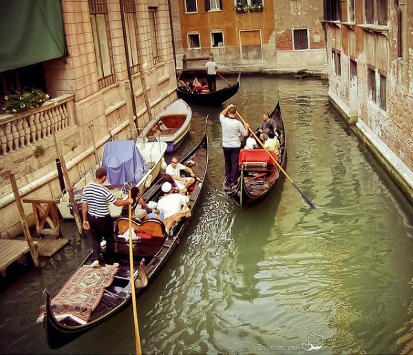 Photography by Eva Antonucci