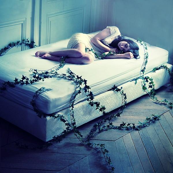 Conceptual Photography by Julie de Waroquier