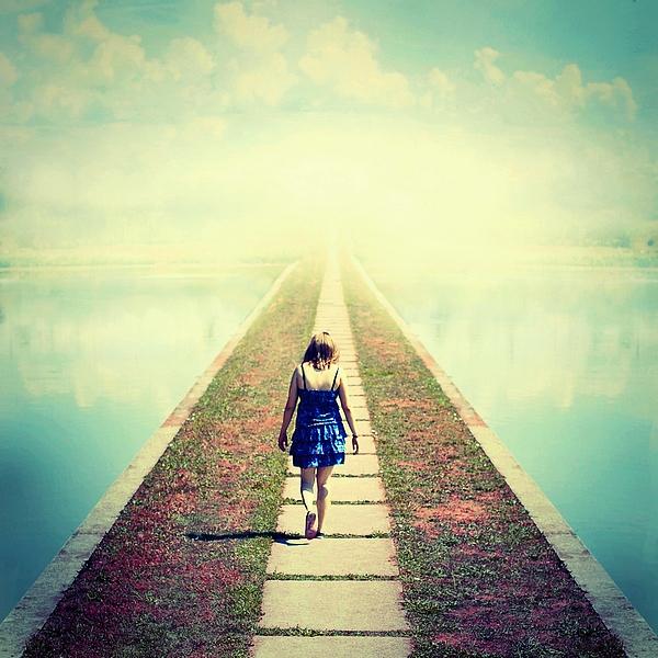 Conceptual Photography by Julie de Waroquier