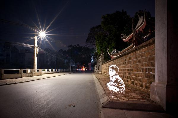 Enlightened Souls - Lightpainting by Fabrice Wittner