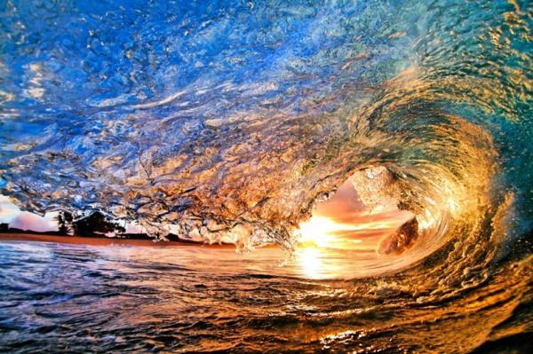 Incredible Hawaii Waves Photography