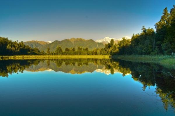 Beautiful Reflection Shots in Lake Matheson