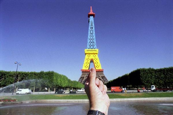 Optical Illusions by Michael Hughes