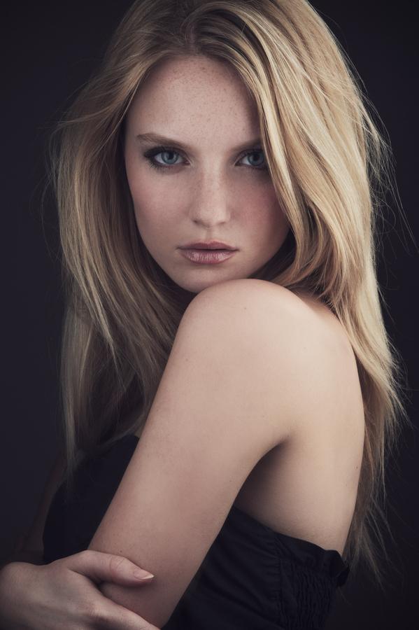 Portrait Photography by Guennadi Ivanov-Kuhn
