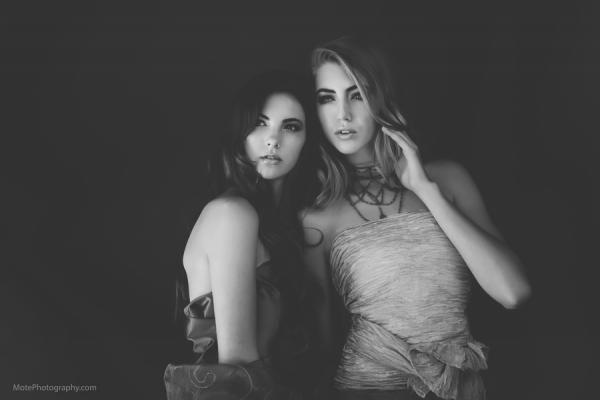 Portrait Photography by Mote Tanabodee