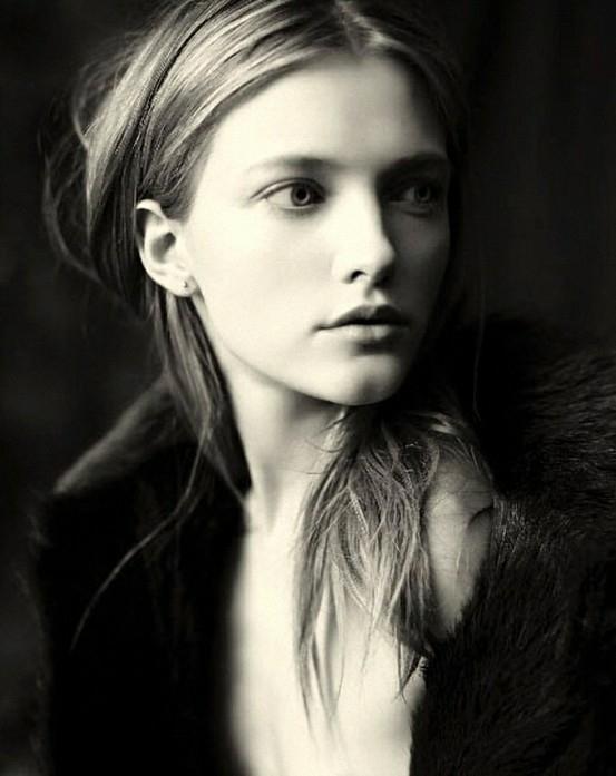Vintage Fashion by Paolo Roversi