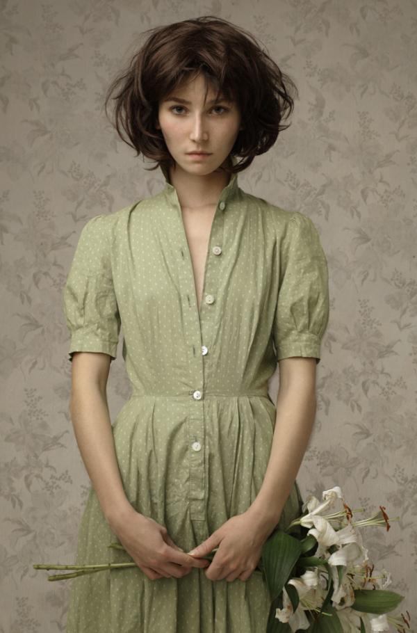 Photorealistic Paintings by Louis Treserras