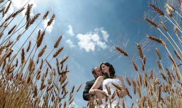 Wedding photography by Vibrant and Classy