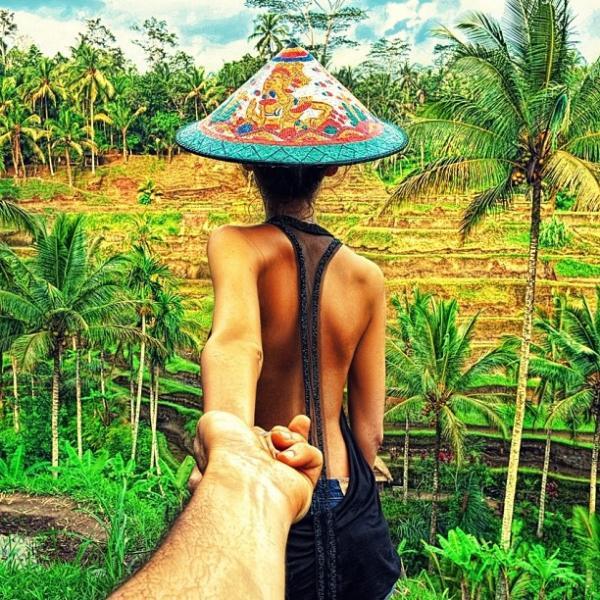Follow Me - Romantic Photography by Murad Osmann
