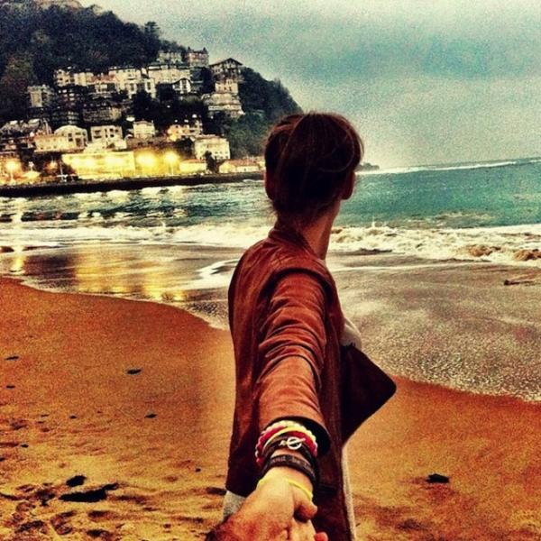 Follow Me - Romantic Photography by Murad Osmann