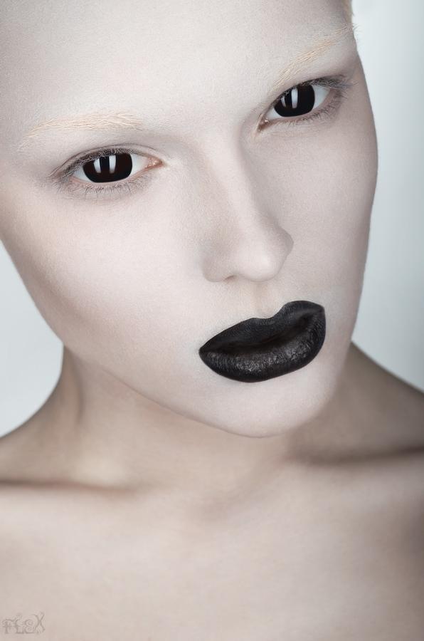 Fashion Portraits by Stanislav Istratov