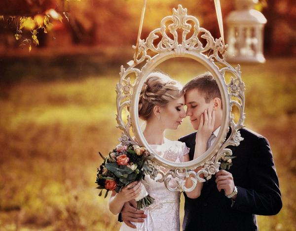 50 Creative Ideas of Wedding Photography