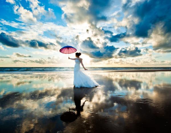 50 Creative Ideas of Wedding Photography