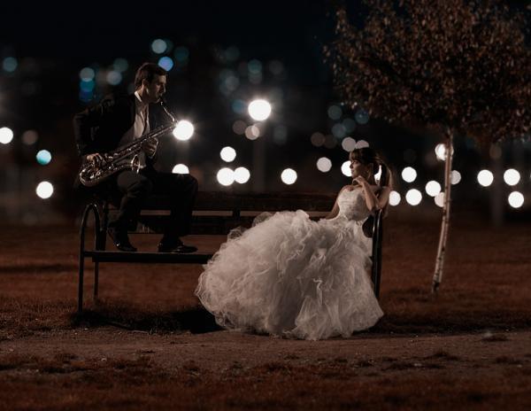 50 Creative Ideas of Wedding Photography