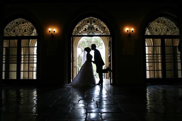 50 Creative Ideas of Wedding Photography