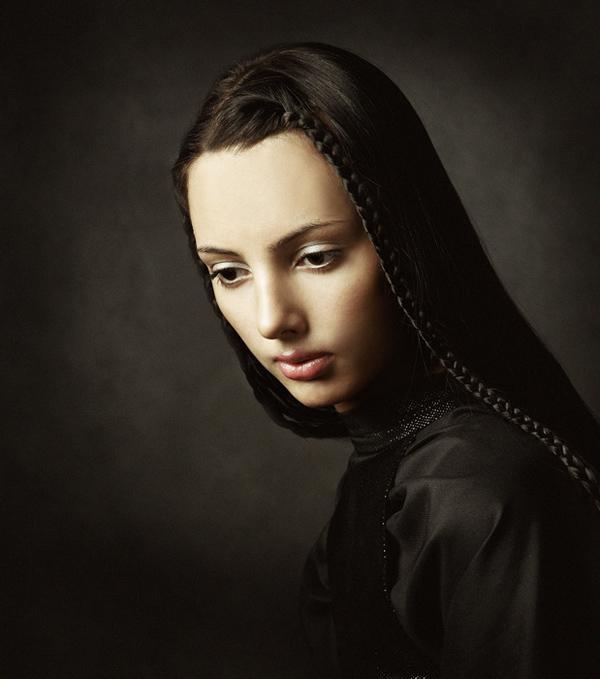 Gorgeous Portraits by Mikhail Grafik