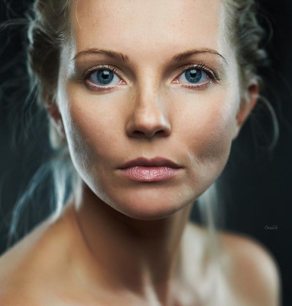 Gorgeous Portraits by Mikhail Grafik