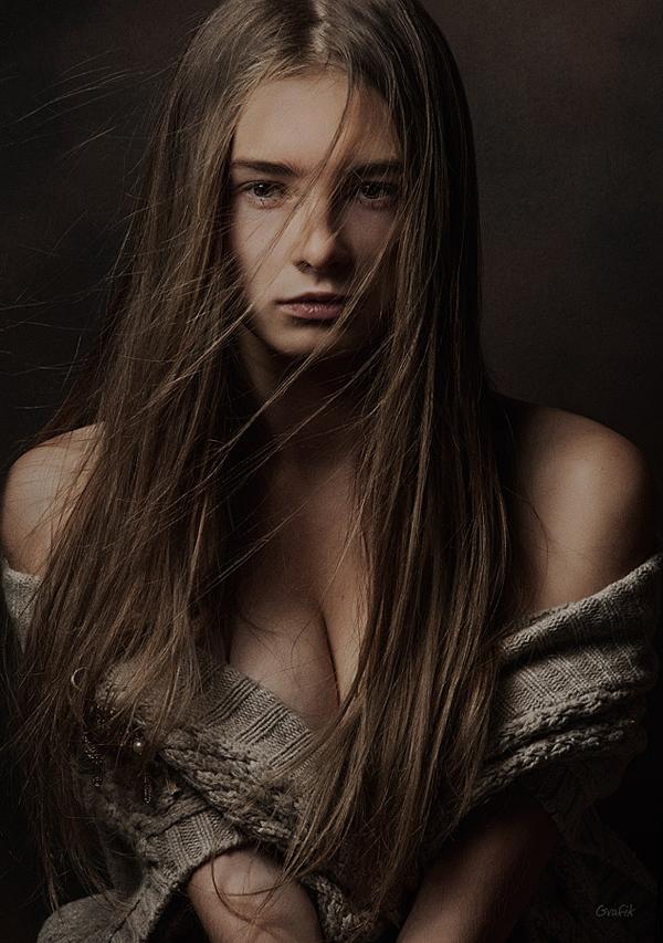Gorgeous Portraits by Mikhail Grafik
