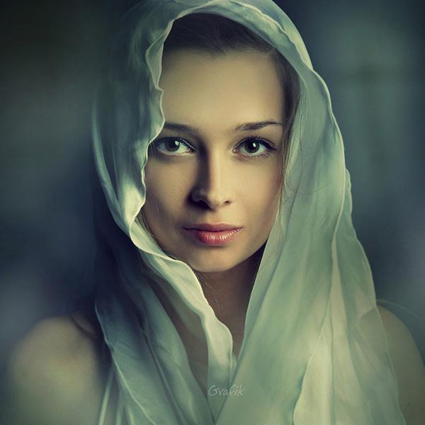 Gorgeous Portraits by Mikhail Grafik
