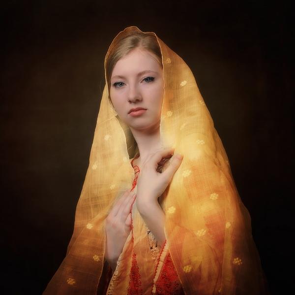 Portrait photography by Alexandra Fira