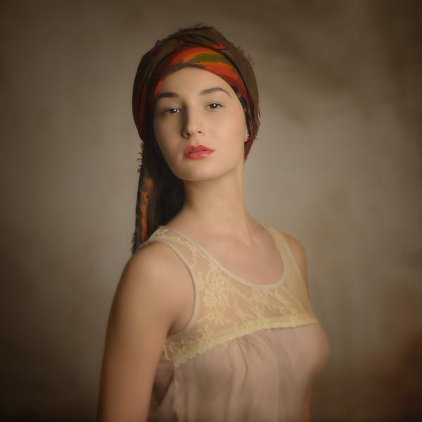 Portrait photography by Alexandra Fira