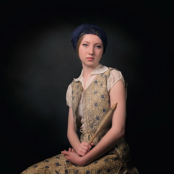 Portrait photography by Alexandra Fira