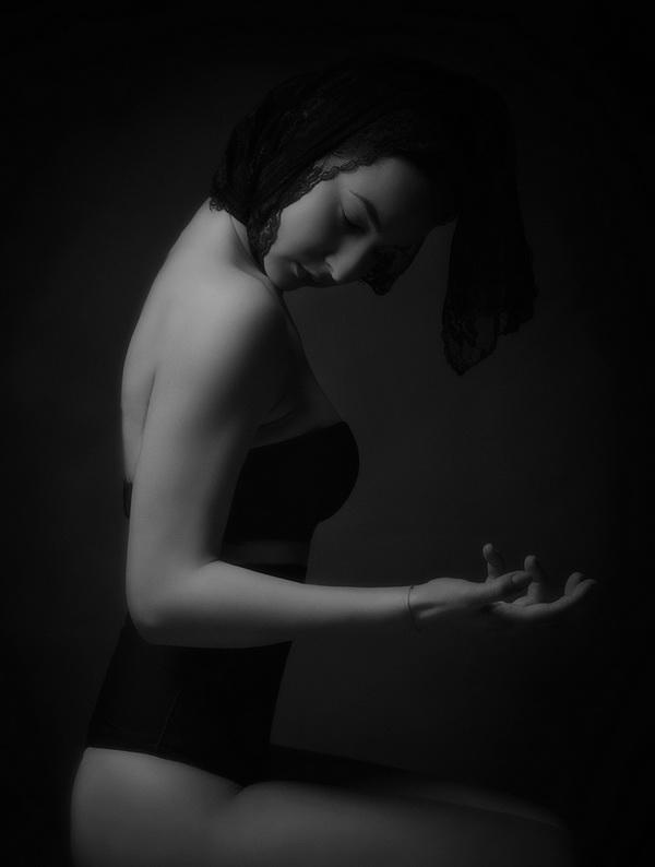 Portrait photography by Alexandra Fira