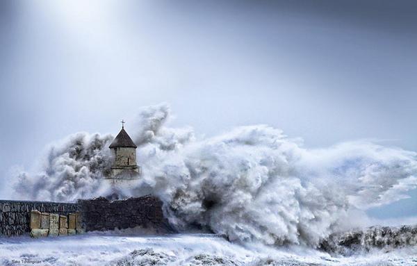 Photography by Sako Tchilingirian