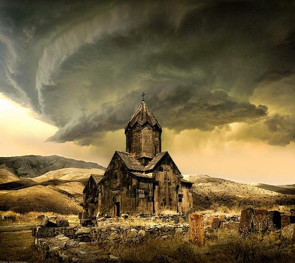 Photography by Sako Tchilingirian