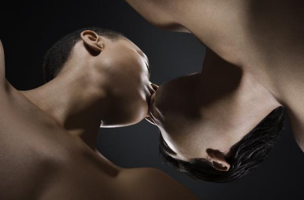 Kiss