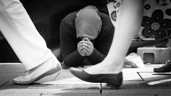 Street Photography by Thomas Leuthard