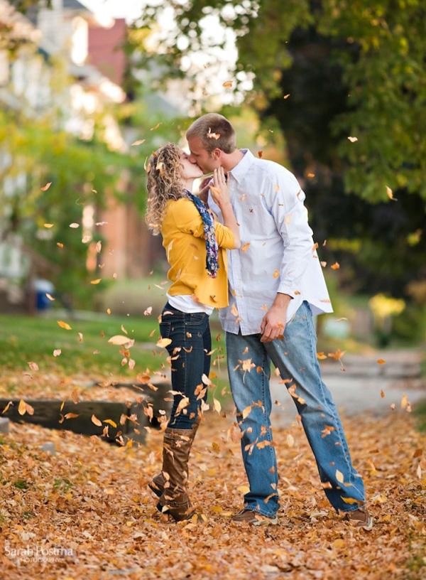 30 Engagement Photo Ideas