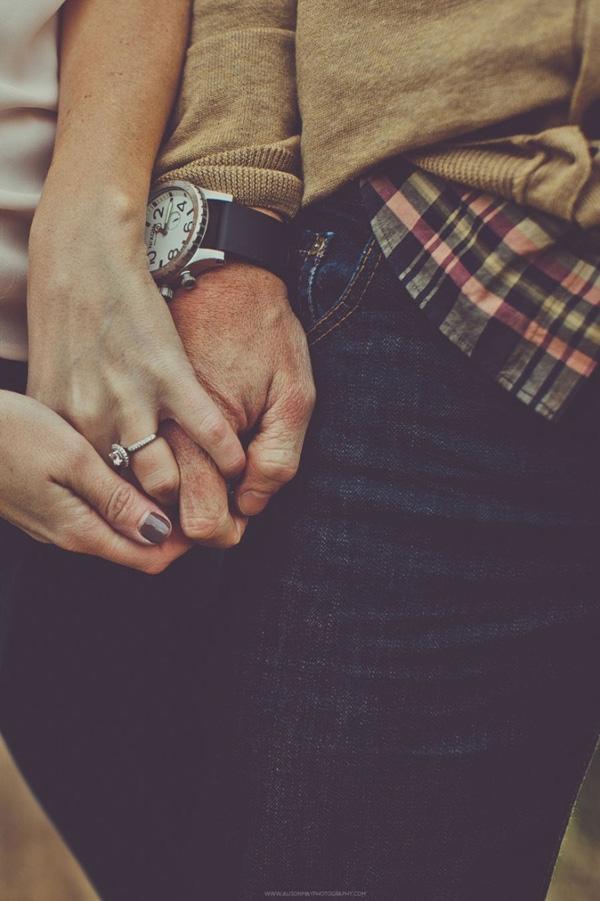 30 Engagement Photo Ideas