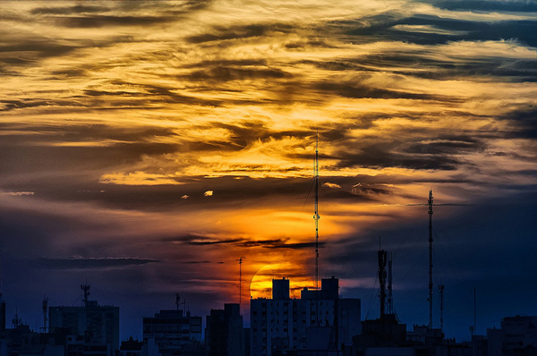 Cityscape Photos by Manuel Savariz Santos