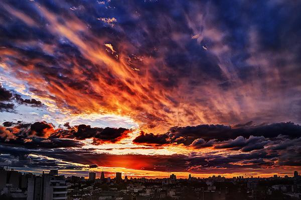 Cityscape Photos by Manuel Savariz Santos