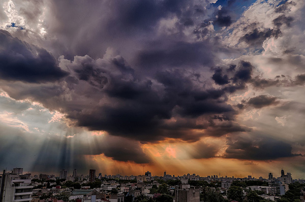Cityscape Photos by Manuel Savariz Santos