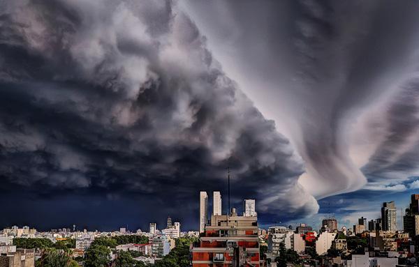 Cityscape Photos by Manuel Savariz Santos