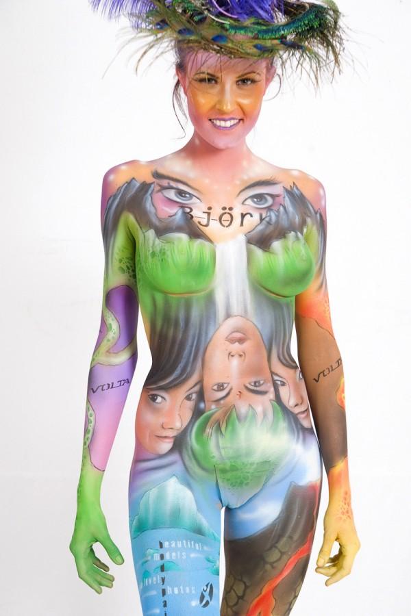 Body paintings by Nadja Hluchovsky